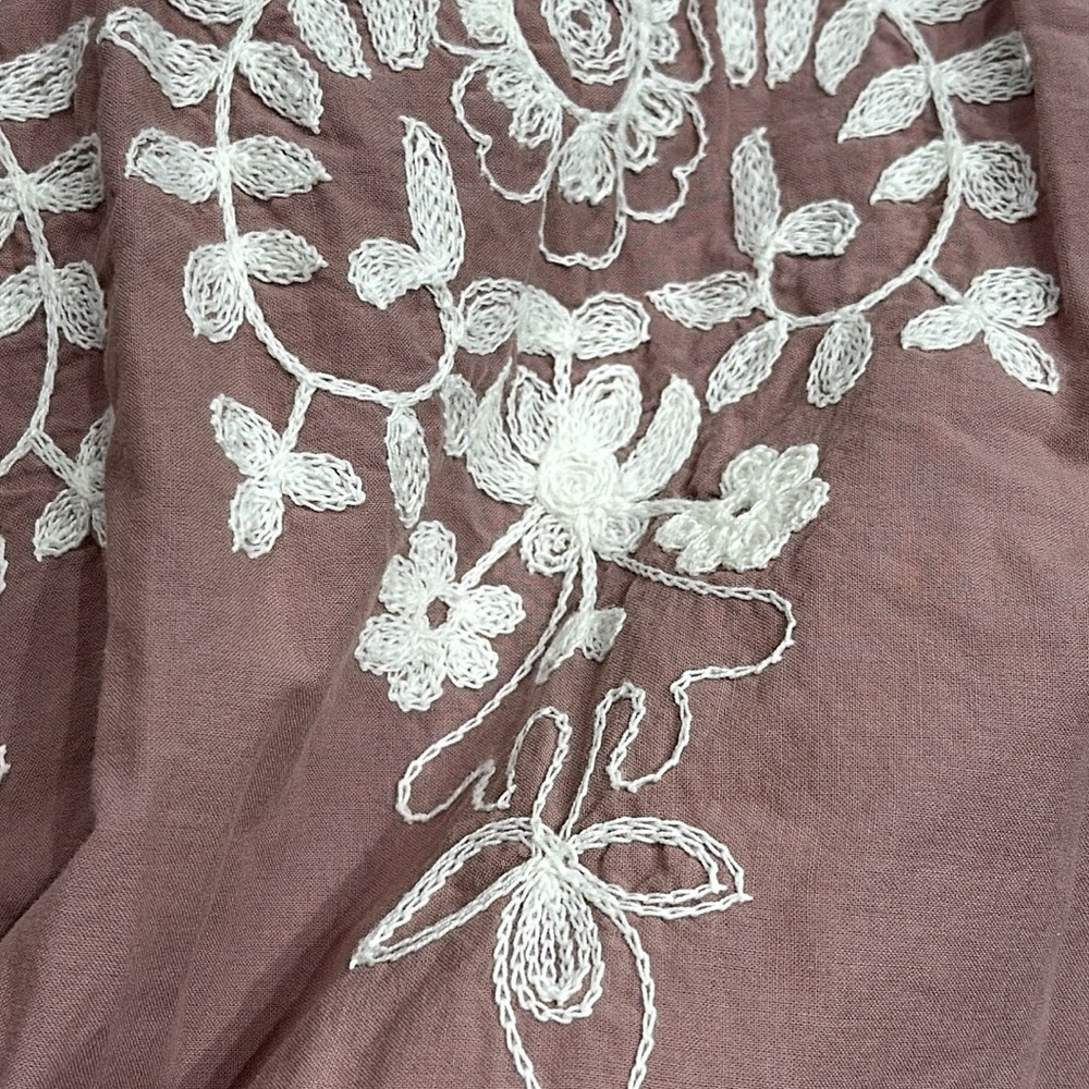 Sundance Holland Lace Cutout - Picture 8 of 11